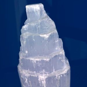 4" (10cm) Selenite Tower